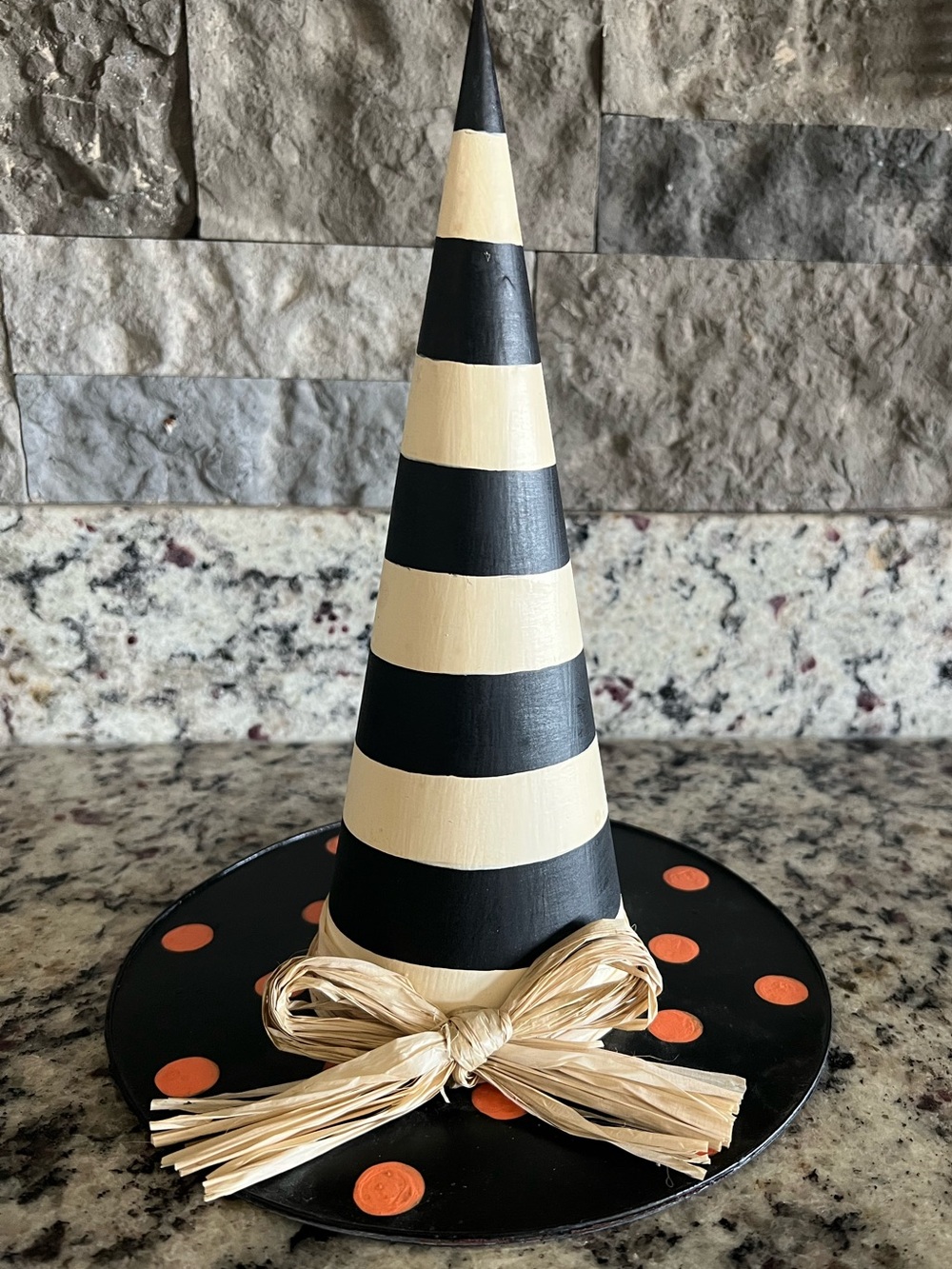Mackenzie-Childs Good Witch Hat. In very good used condition. 8" dia., 10" tall - Picture 4 of 11